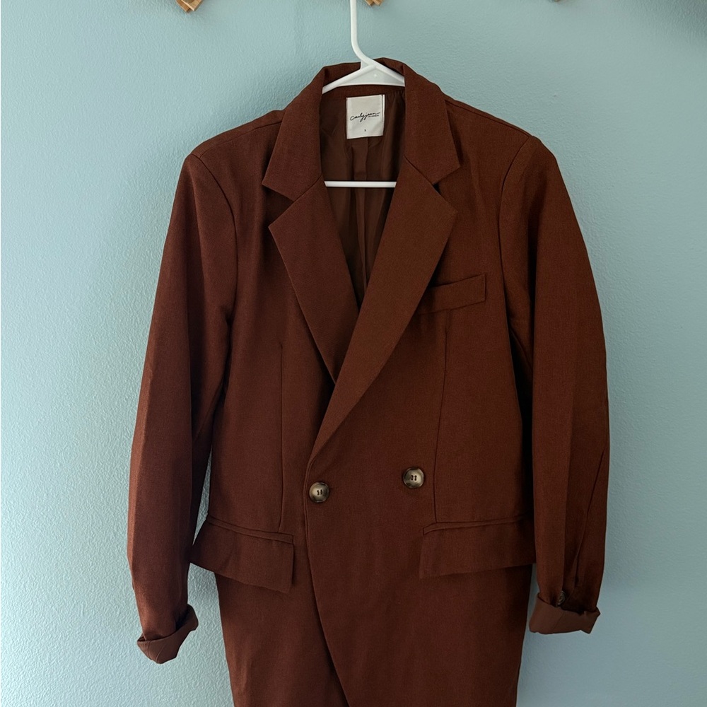Auburn Double-Breasted Blazer